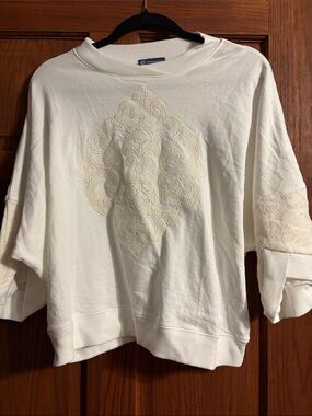 Democracy White Pullover Sweatshirt with Cream Embroidery